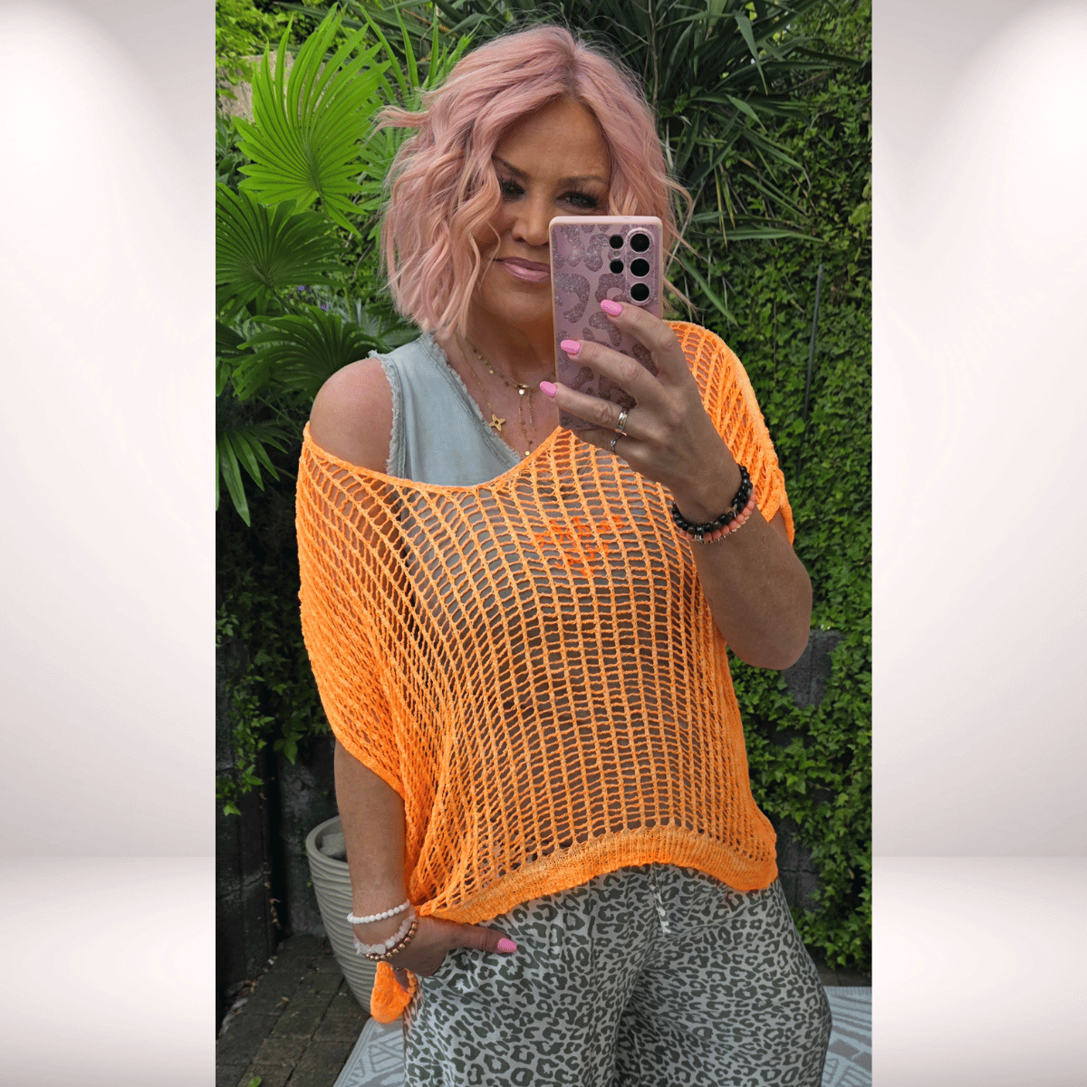 Kaschier Lochstrick Poncho „Summer“ – Neon Orange 