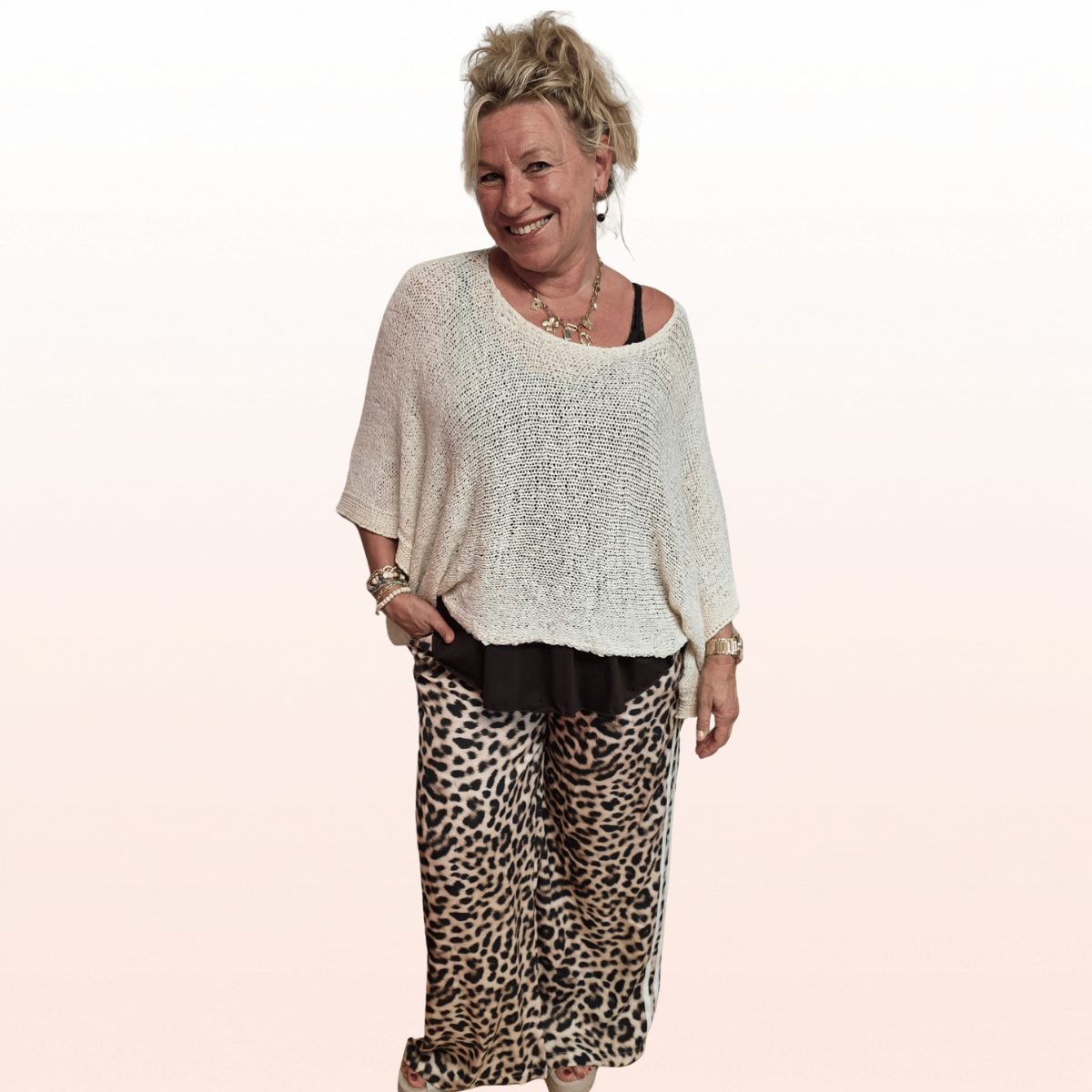 Leo Marlene Beige | Hose mit weißen Seitenstreifen