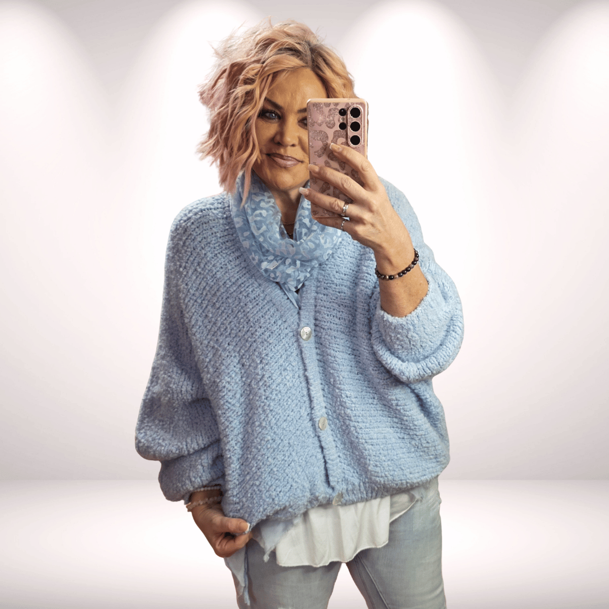 Boucle Cardi „Spring“ - Hellblau