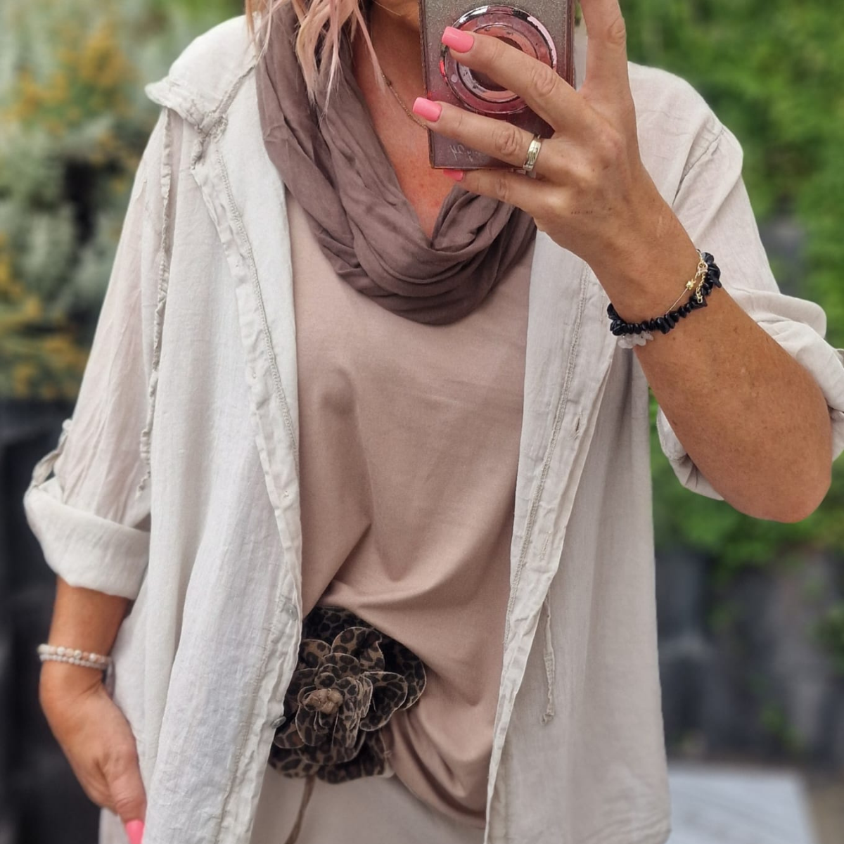 Winke Arm Kapuzenbluse „Amour“