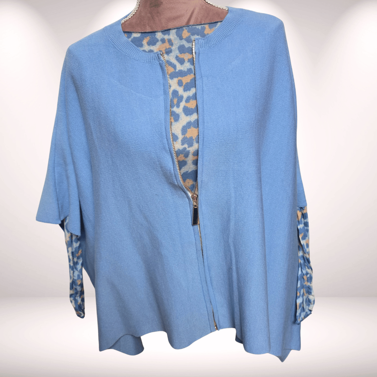 Poncho-Pullunder mit Reißverschluss – Oversize & stilvoll