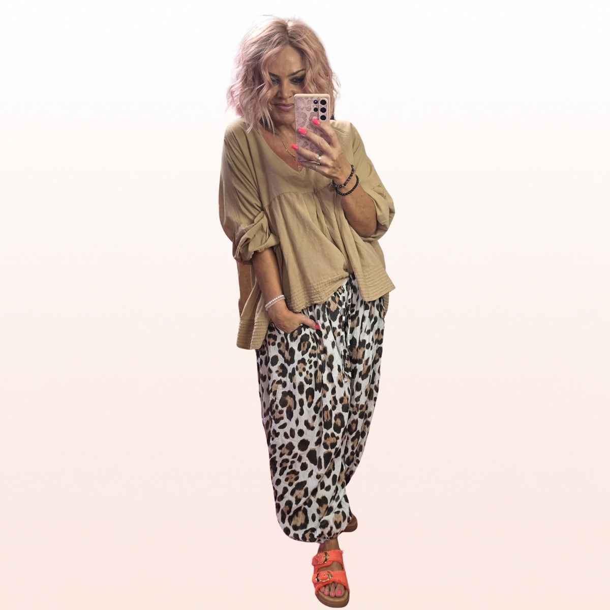Hose trendy Aladin schnitt LEO weiß