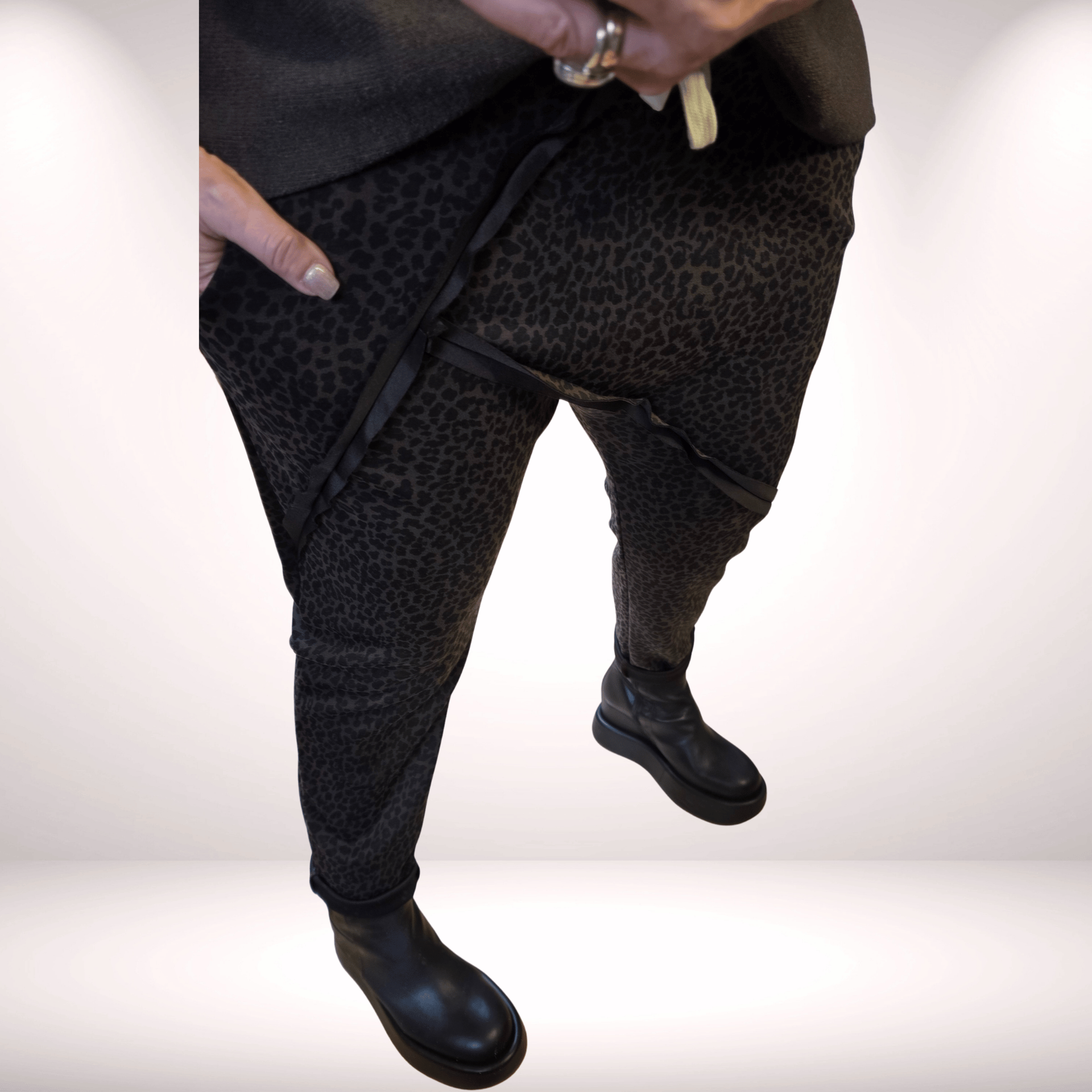  Trendige Baggy Schoko Leo Style