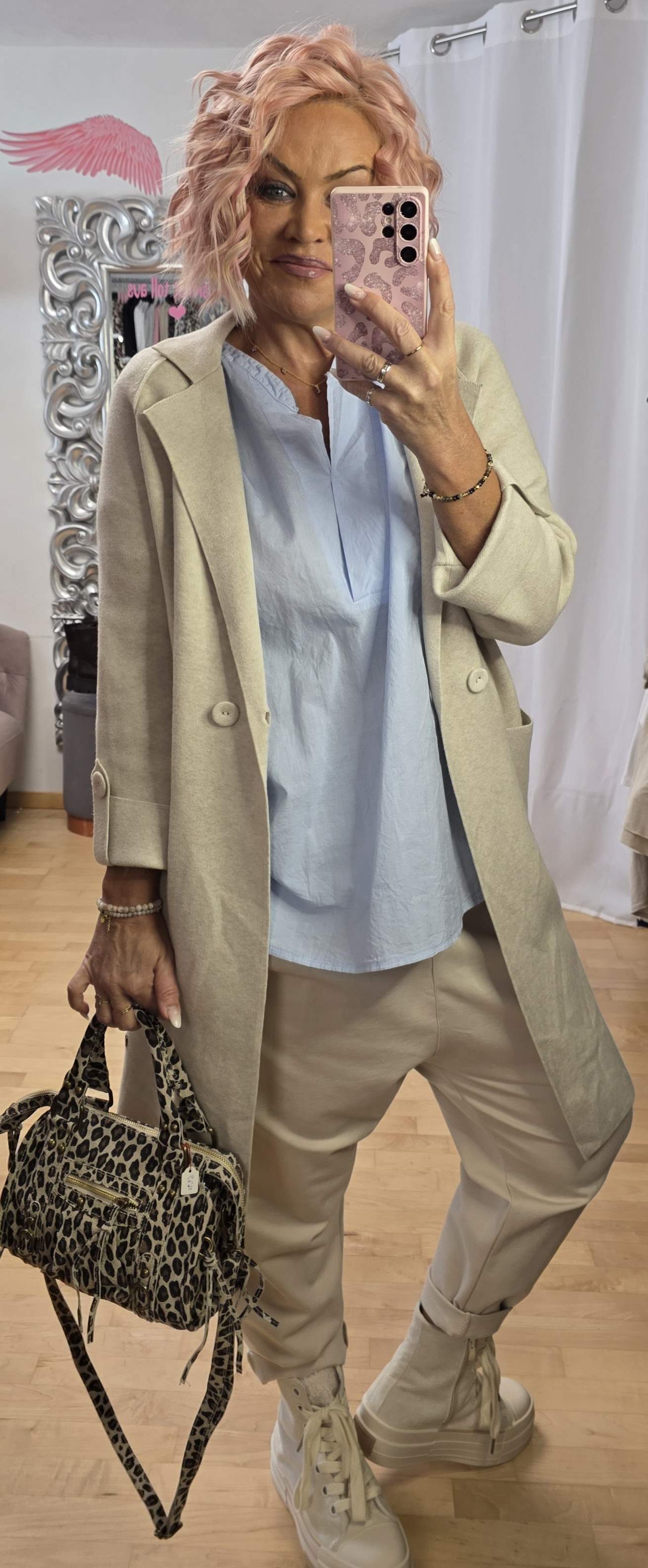 Strickjacke Blazer schnitt halblang