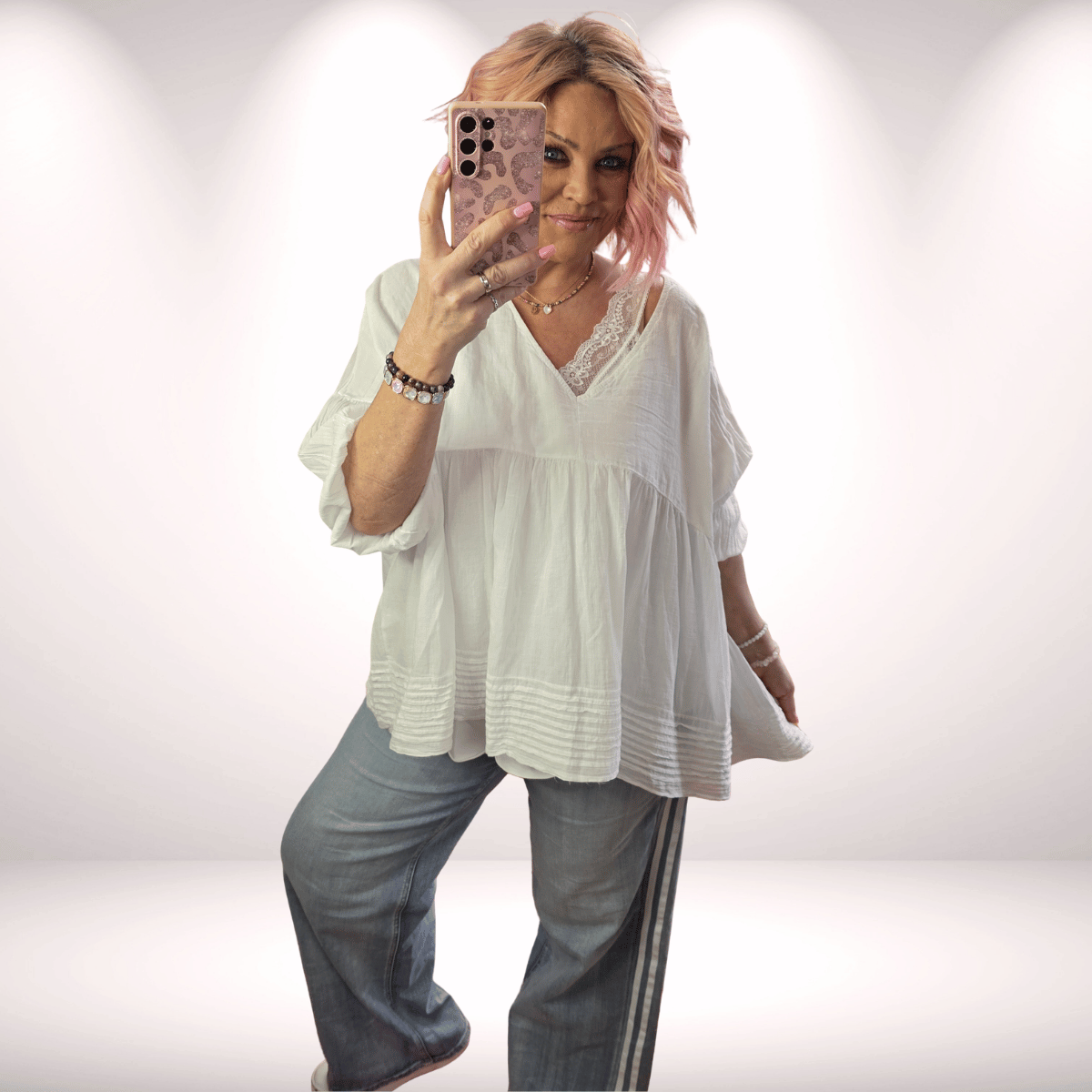 Basic Bluse „Must Have“ – Cozy Look | Weiß & Hellblau