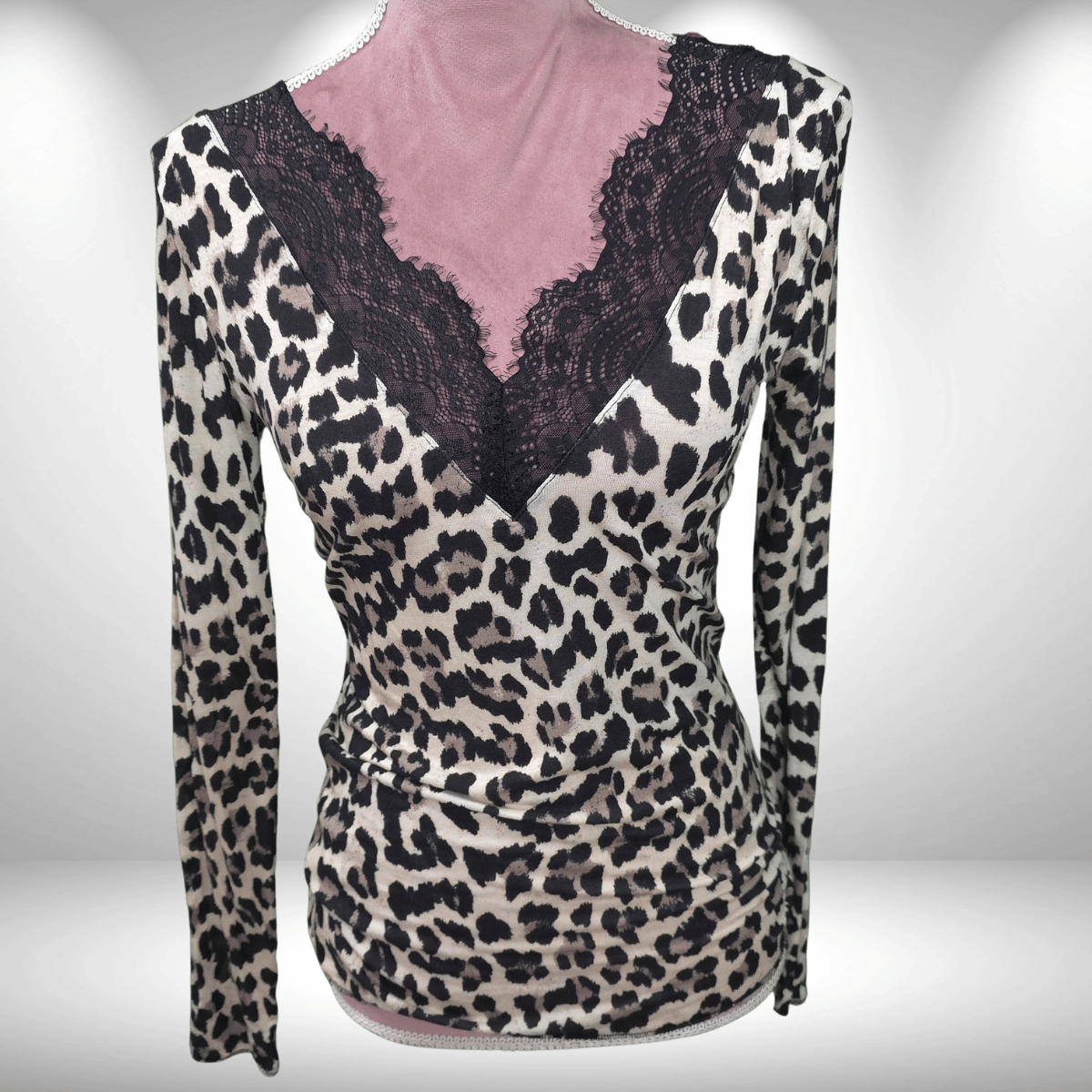 Longsleeve Cashmere Spitze – leobeige  